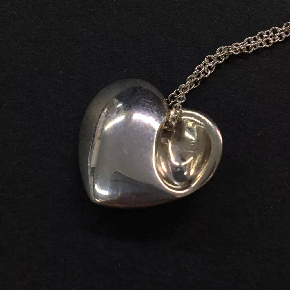 Tiffany & Co. whole Silver Heart Necklace - Picture 8 of 8